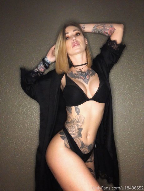 Kleio Valentien