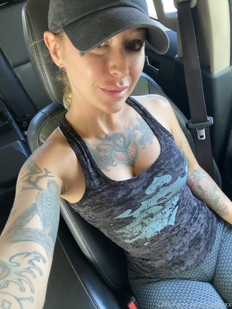 Kleio Valentien