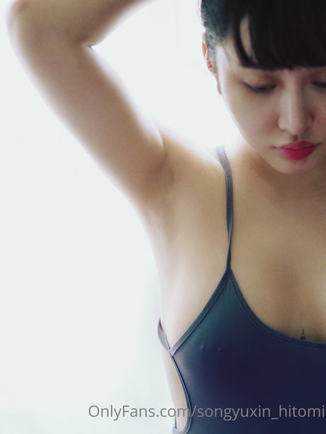 Hitomi Songyuxin