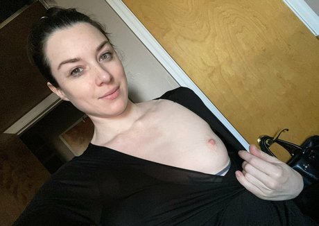 Stoya