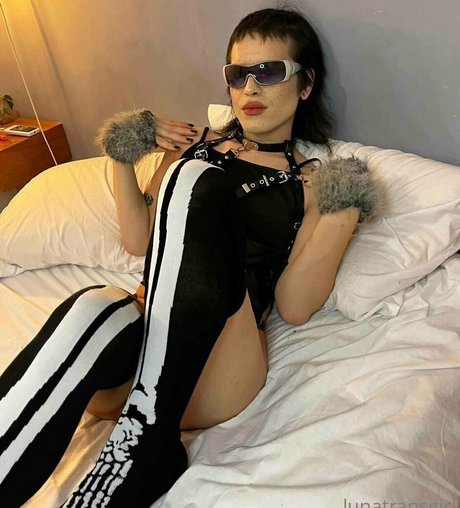 Lunatransgirl