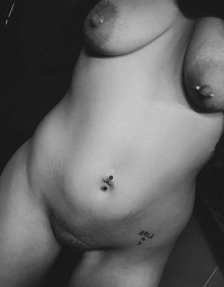 Yourfavoritecanadianmilf