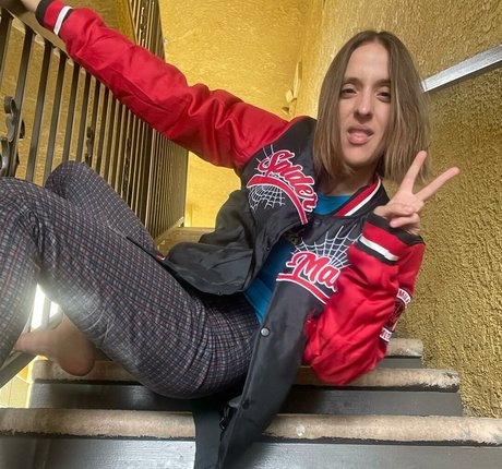 Ashley Victoria Robinson