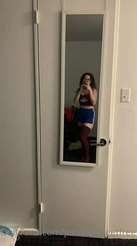 Jennteenfeetfree