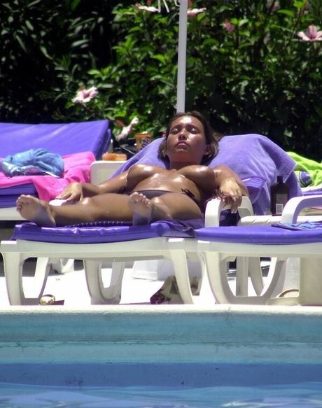 Lucinda Rhodes Flaherty