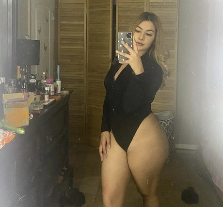 Latina California Girl