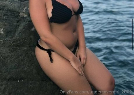 Undercovergirl2002