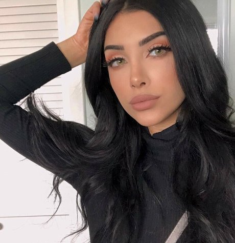 Rose Zaracupofchaiii