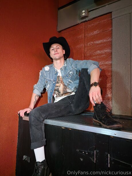 Nickcuriousx