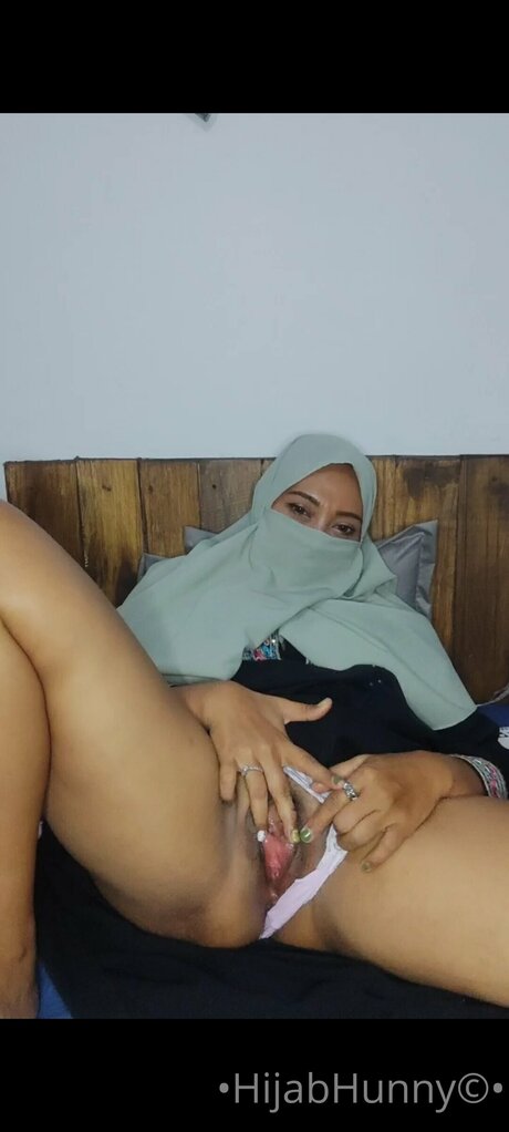 Hijabhunny Srs