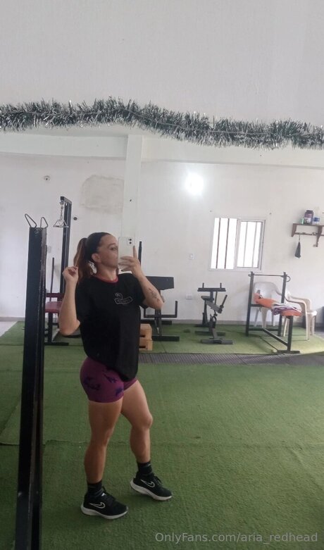 Aria Redhead