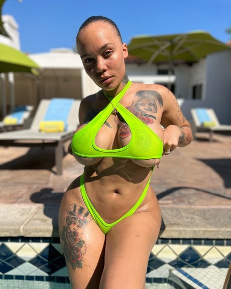 Sara Gold Iamsaragold