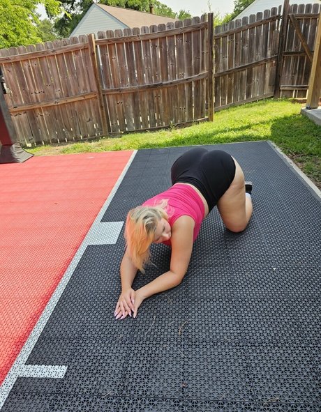 Pawgdownthestreet121