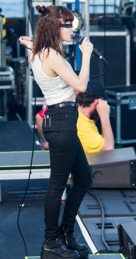 Lauren Mayberry