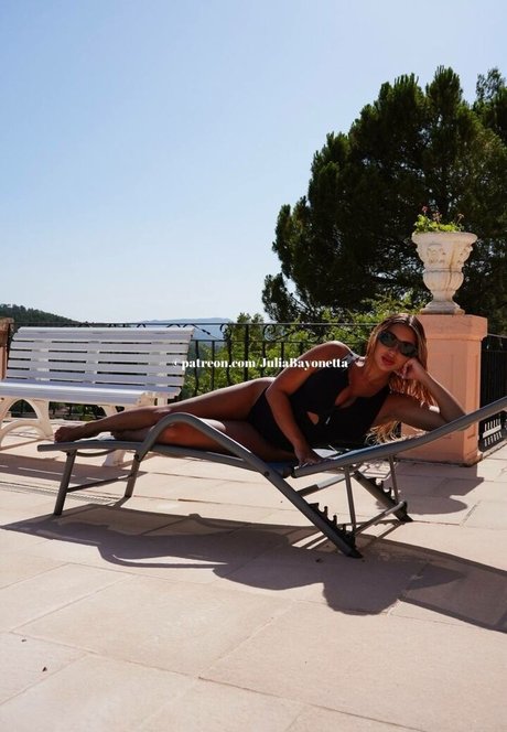 Julia Bayonetta