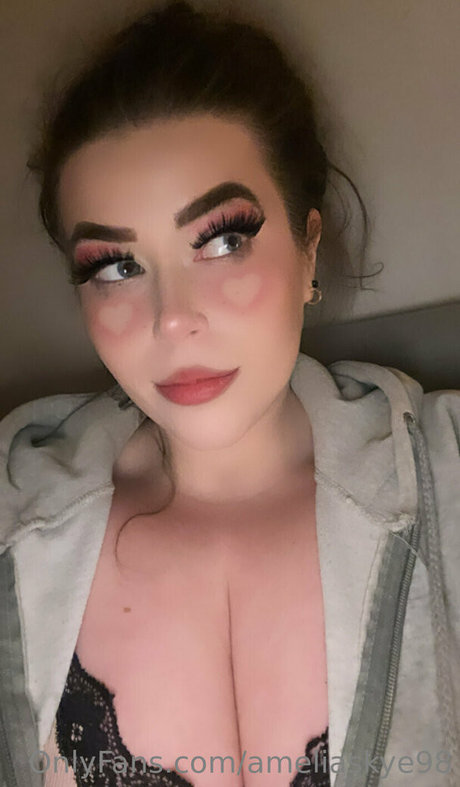 Ameliaskye98
