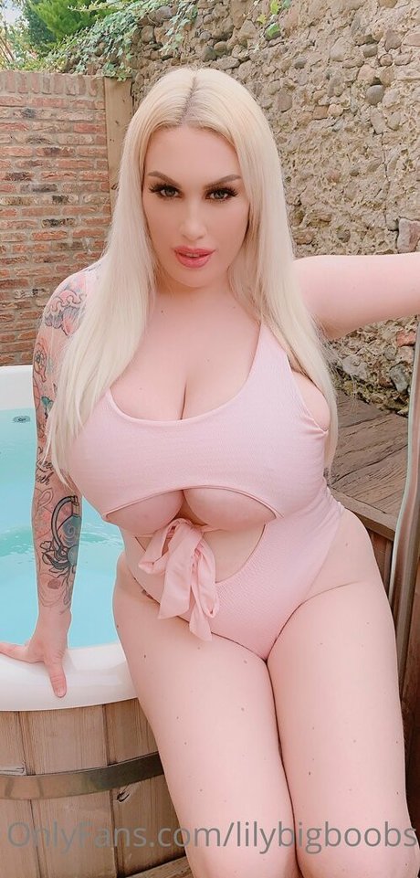 Lilybigboobs