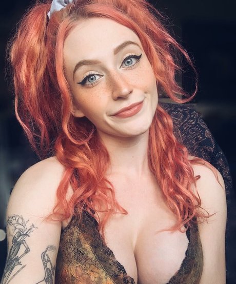 Janet Devlin