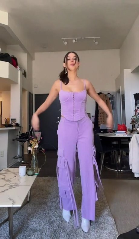 Kira Kosarin