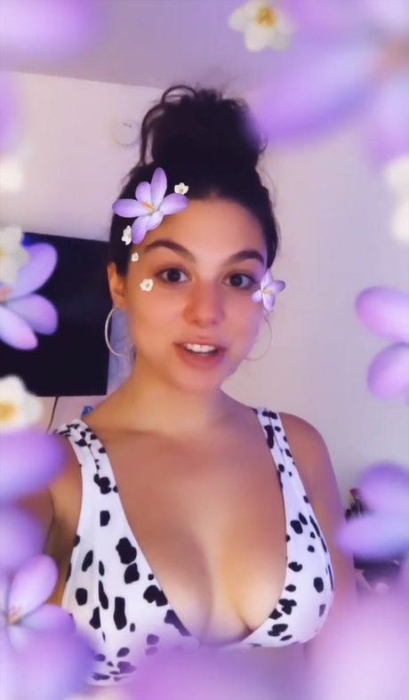 Kira Kosarin