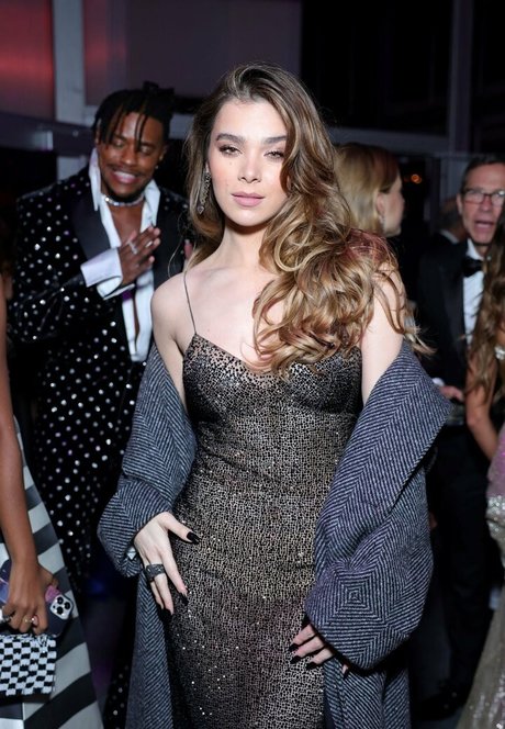 Hailee Steinfeld