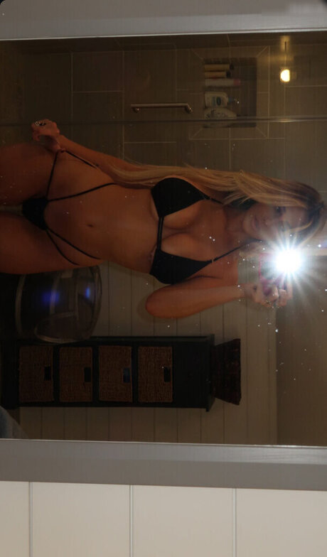 Madeline Hope  Hadelinemope