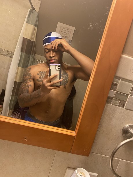 Xclusive  nude leaked OnlyFans photo