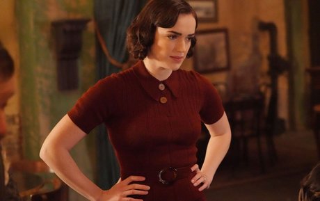 Elizabeth Henstridge