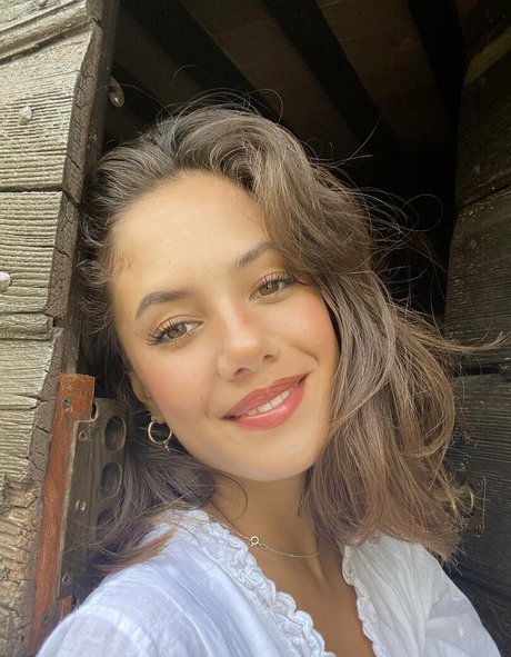 Saoirse Alicia Behzadi