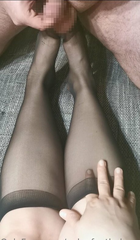 Nylonfeetladyswitzerland