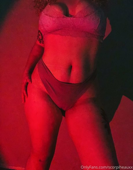 Scorpiheauxx