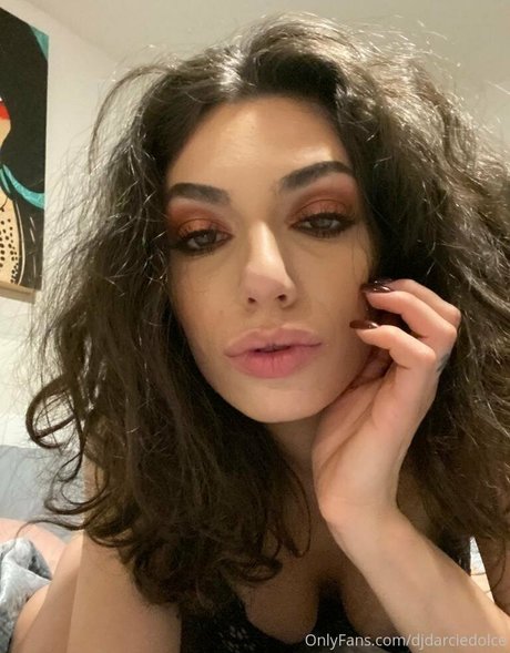 Darciedolcexxx