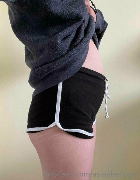 Asianbellygirl