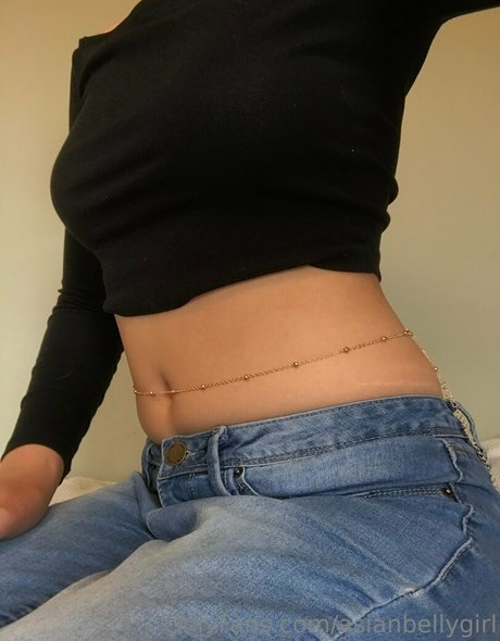 Asianbellygirl