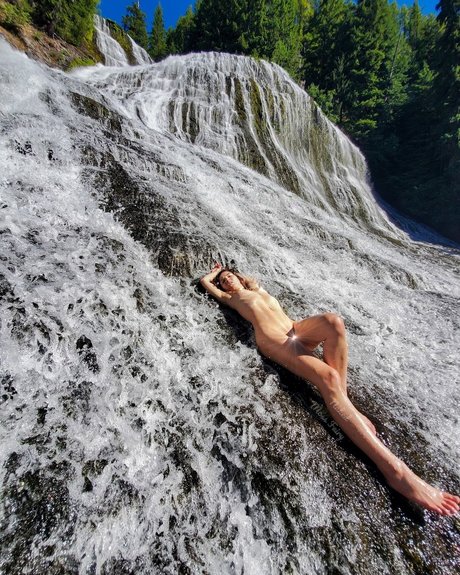 Naked Moss Fairy  Sacred Courtesan