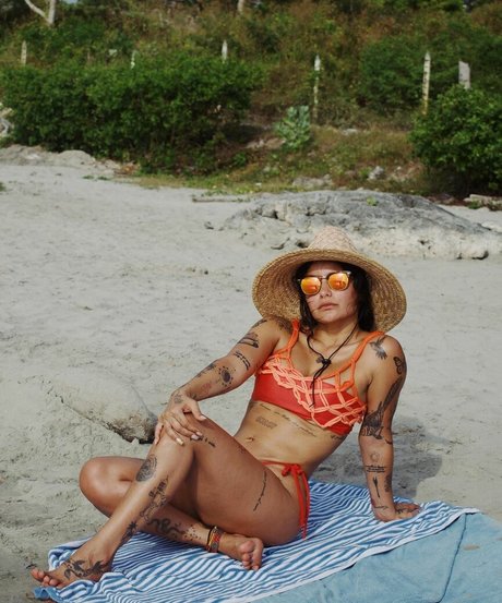 Martina La Peligrosa