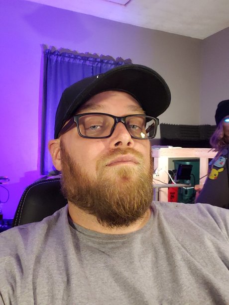 Dadbodherz  nude leaked OnlyFans photo