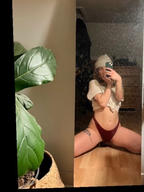 Peyton And Ambrosia  nude leaked OnlyFans photo