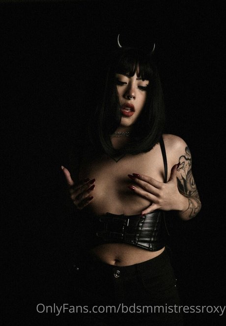 Bdsmmistressroxy