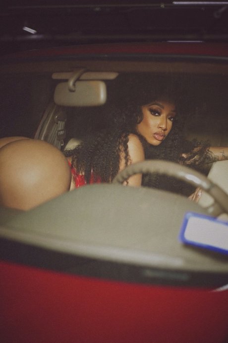 Cutting Up With Quay   nude leaked OnlyFans photo