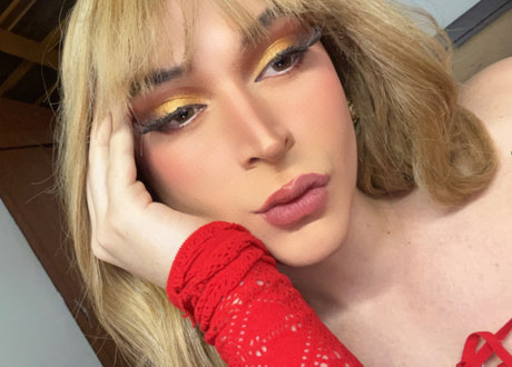 Reginarose  And Sophieaavni