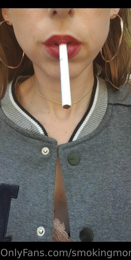 Smokingmom