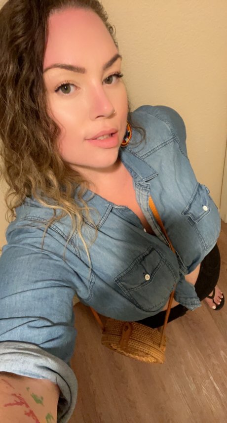 Sariyah  nude leaked OnlyFans photo