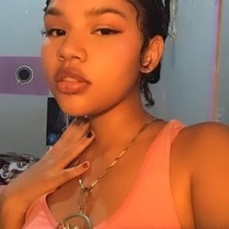 Giovana Giulia   nude leaked OnlyFans photo