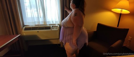 Juicybootybbw