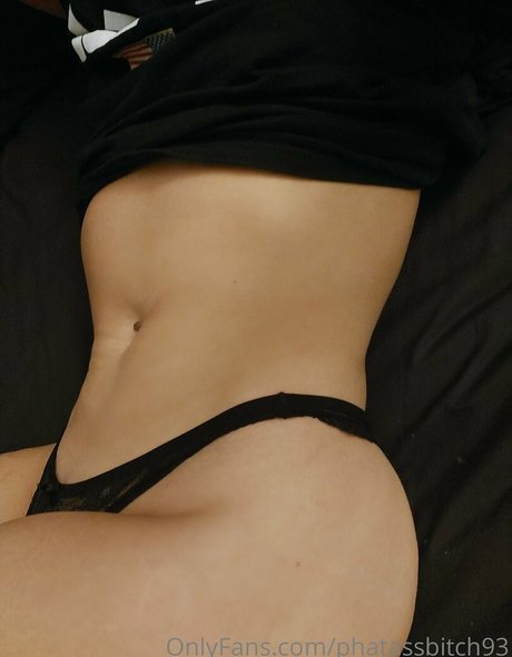 Phatassbitch93