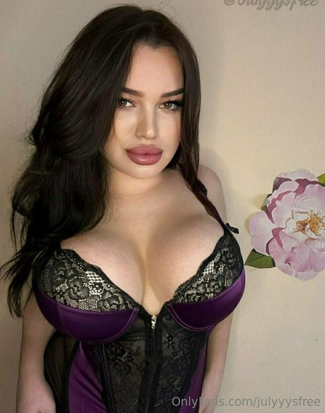 Julyyysfree