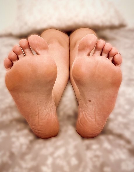 Footjobsandfeet