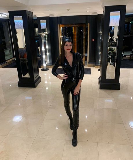 Kimberly Apasara Thomas