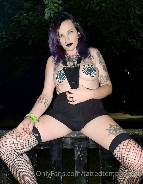 Tattedtemptress95